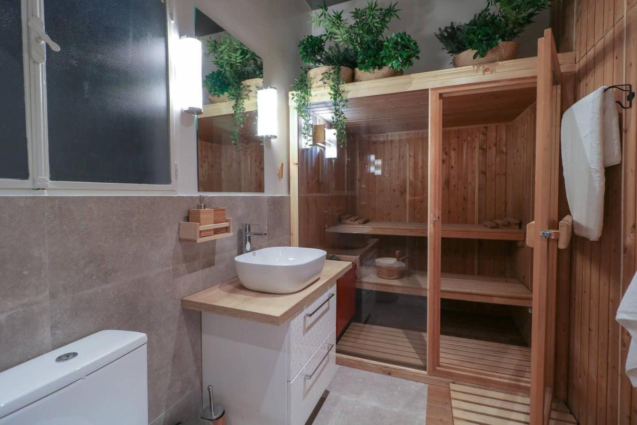 Victoria 5Star / 5Br Bigapt / Sauna / 2Min To Metro Афины Экстерьер фото