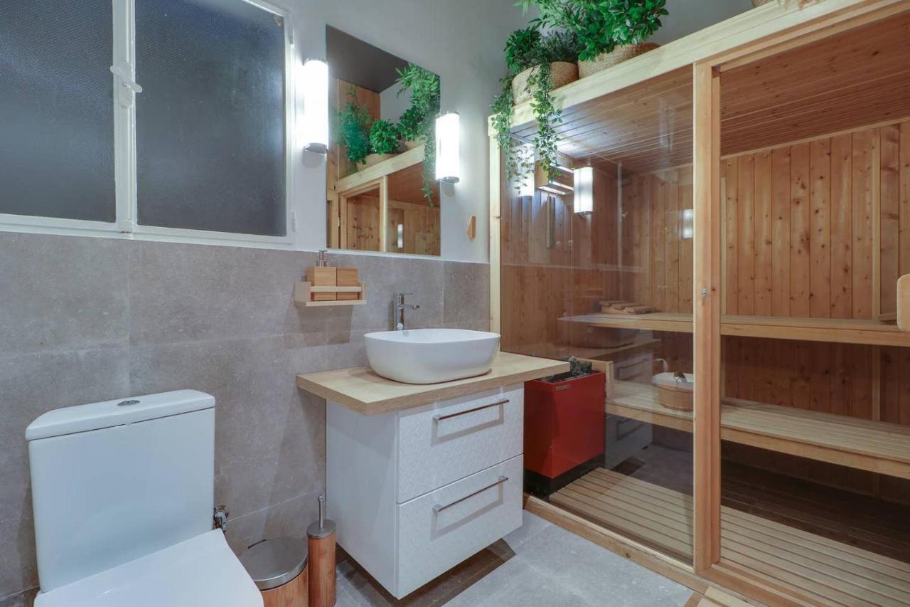 Victoria 5Star / 5Br Bigapt / Sauna / 2Min To Metro Афины Экстерьер фото