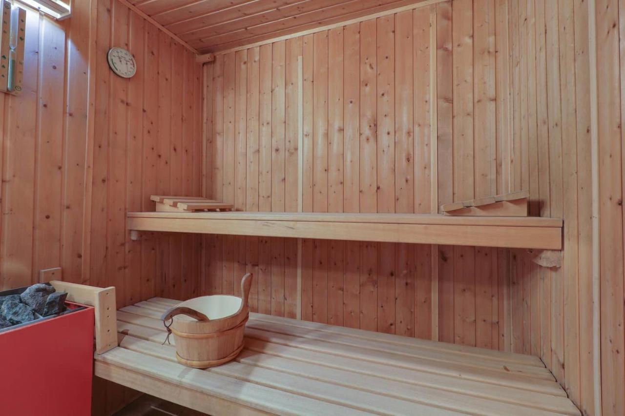 Victoria 5Star / 5Br Bigapt / Sauna / 2Min To Metro Афины Экстерьер фото